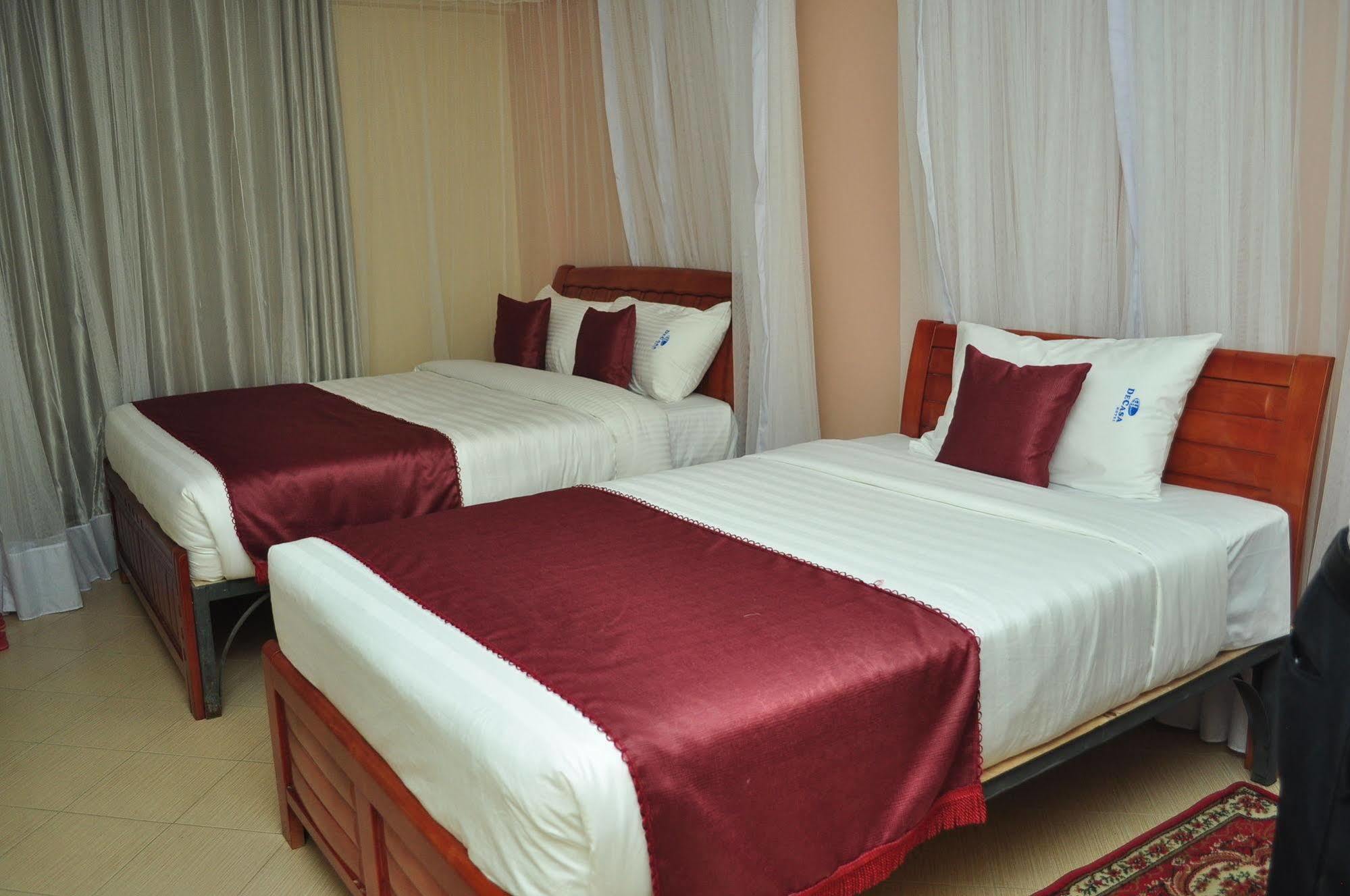 Decasa Hotel 3*